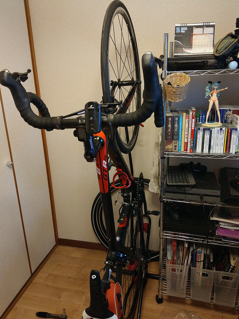 自転車用縦置きスタンド「ミノウラ DS-800AKI」を買いました: Poco a poco